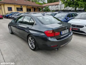 BMW Seria 3 320d Efficient Dynamic Edition Aut.