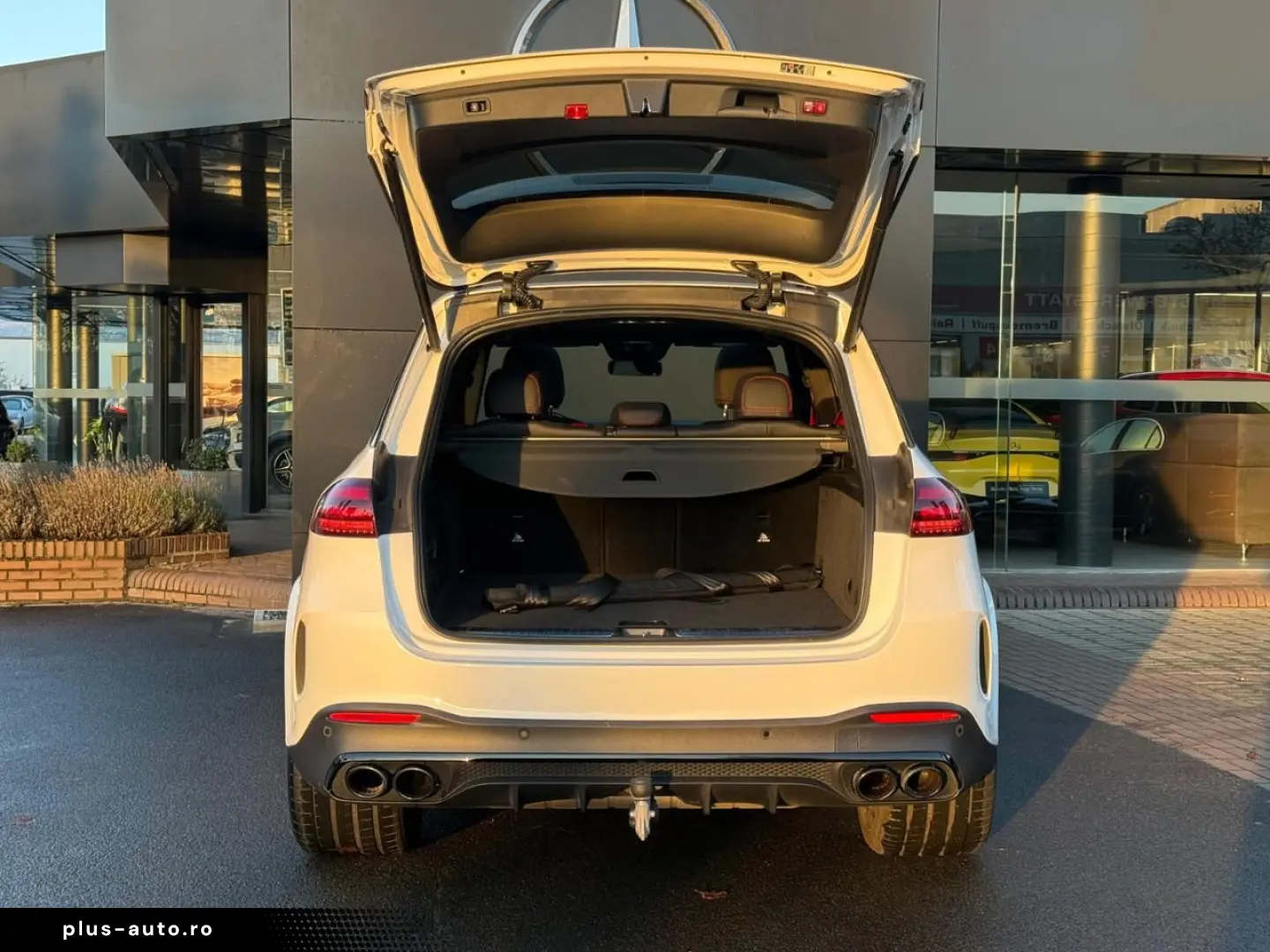 MERCEDES-BENZ GLE 53 AMG 4M  AMG Night AHK Pano 22 Zoll 360