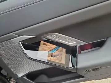 BMW BMW 750 e xDrive 360 SOFT CLOSE B&WIconic Glow