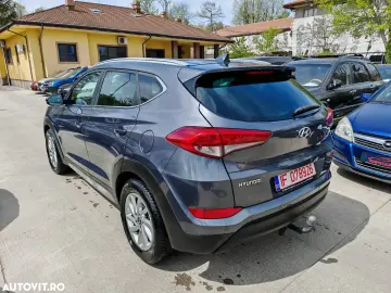 Hyundai Tucson blue 1.7 CRDi 2WD DCT Premium