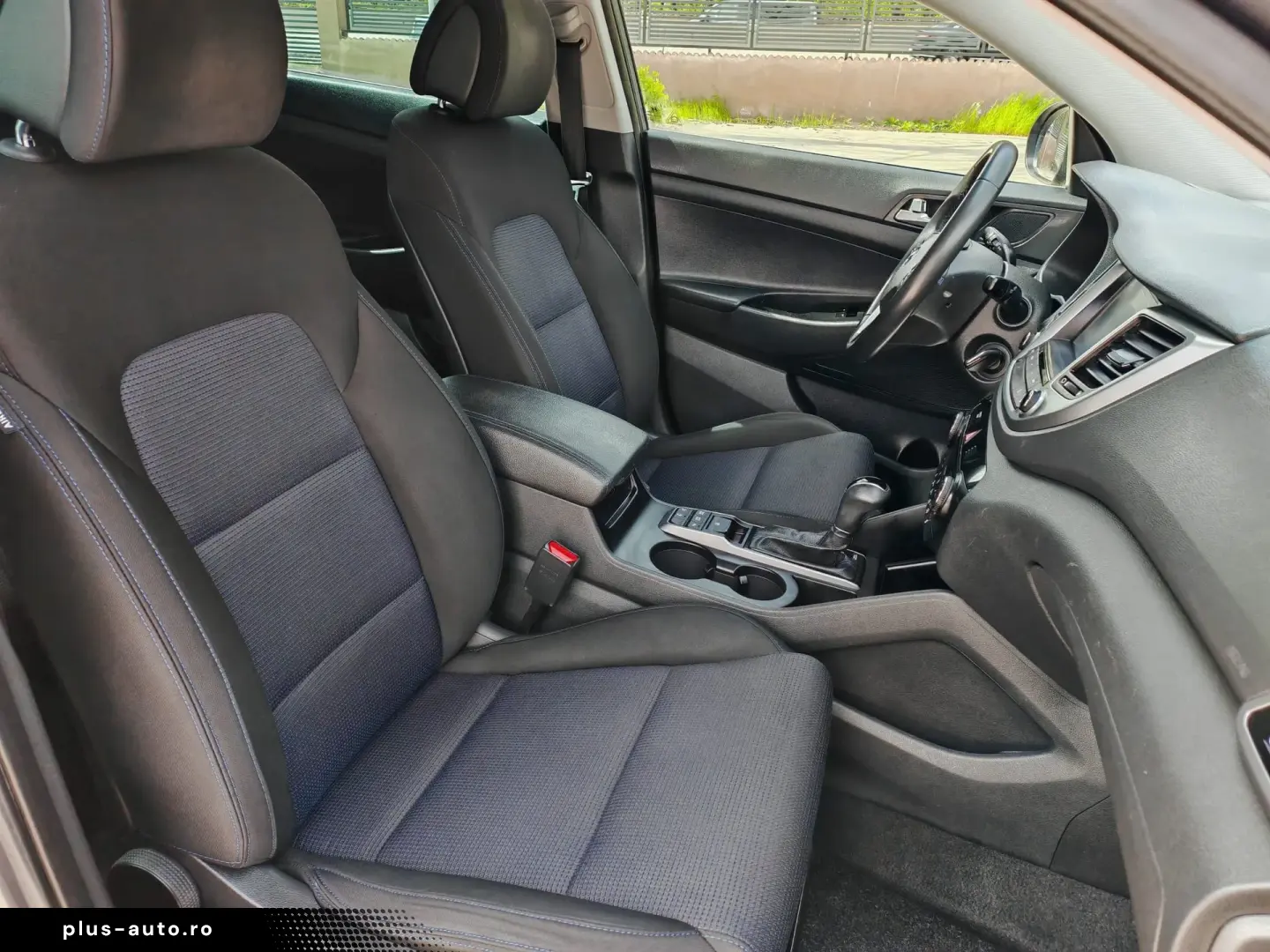 Hyundai Tucson blue 1.7 CRDi 2WD DCT Premium