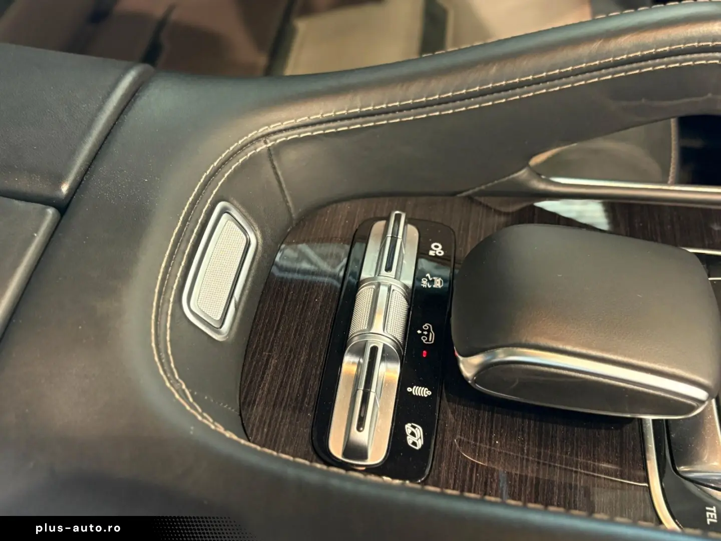 MERCEDES-BENZ GLE 63 AMG 4Matic  Burmester AHK Luftf. Pano