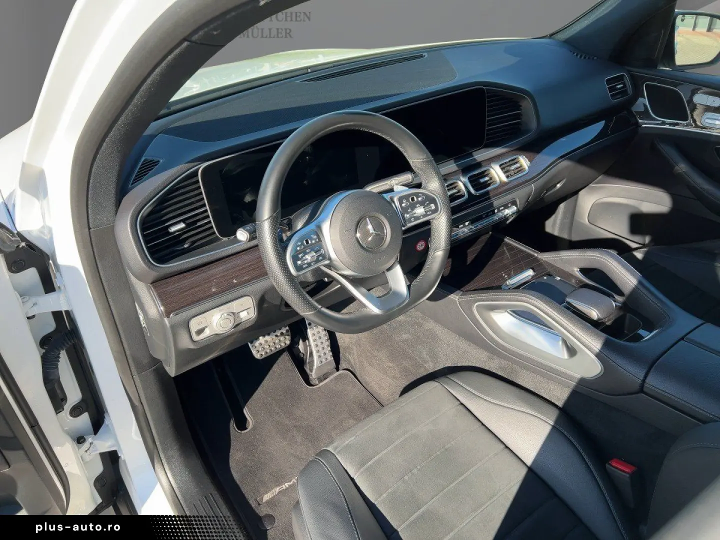 MERCEDES-BENZ GLE 350 d 4M AMG Line AHK KeyGo MBeam Pano TWA