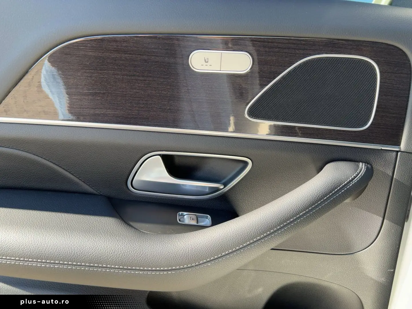 MERCEDES-BENZ GLE 350 d 4M AMG Line AHK KeyGo MBeam Pano TWA