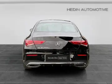 MERCEDES-BENZ CLA 250e AMG MBUX SHZ TEMP LED PANO SHZ