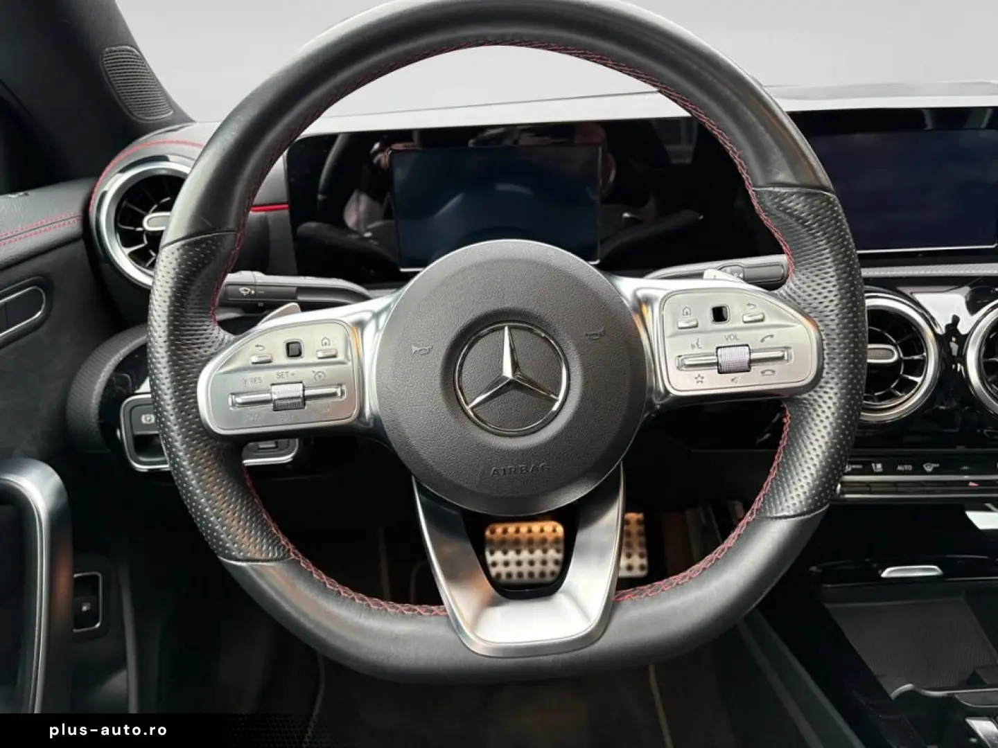 MERCEDES-BENZ CLA 250e AMG MBUX SHZ TEMP LED PANO SHZ