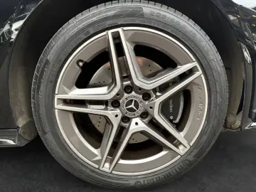 MERCEDES-BENZ CLA 250e AMG MBUX SHZ TEMP LED PANO SHZ