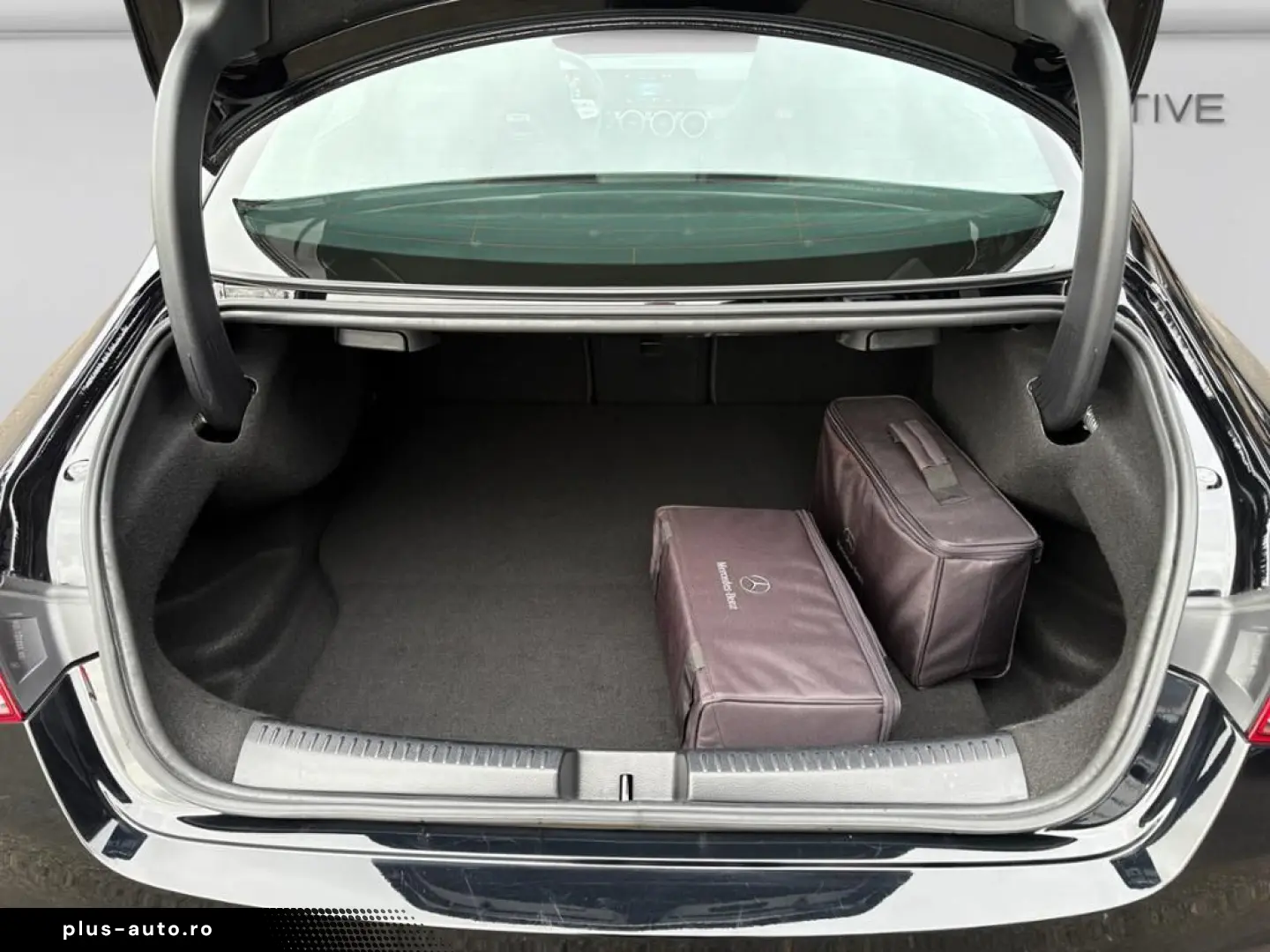 MERCEDES-BENZ CLA 250e AMG MBUX SHZ TEMP LED PANO SHZ