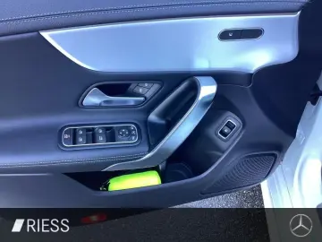 MERCEDES-BENZ CLA 250 e Cp AMG LED Ambiente PTS Navi&hellip;