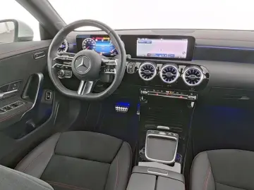 MERCEDES-BENZ CLA 180 AMG-ADVANCED  HANDSFREE AMBIEN&hellip;