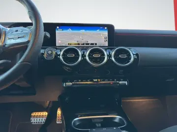 MERCEDES-BENZ CLA 250 e COUPÈ AMG NIGHT LED PDC TEMP&hellip;