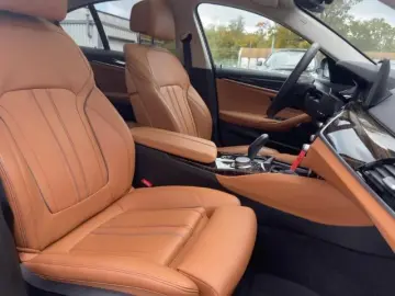 BMW 530 i xDr Limo Laser Pano HiFi Leder HUD NAV SHZ