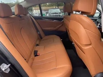 BMW 530 i xDr Limo Laser Pano HiFi Leder HUD NAV SHZ