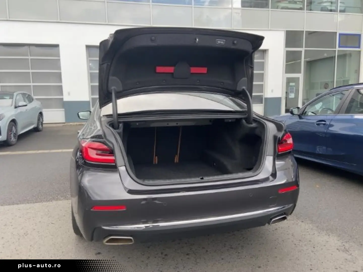 BMW 530 i xDr Limo Laser Pano HiFi Leder HUD NAV SHZ