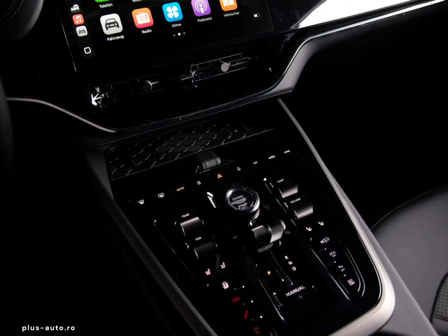 Aston Martin DBX S   Magneto Bronz