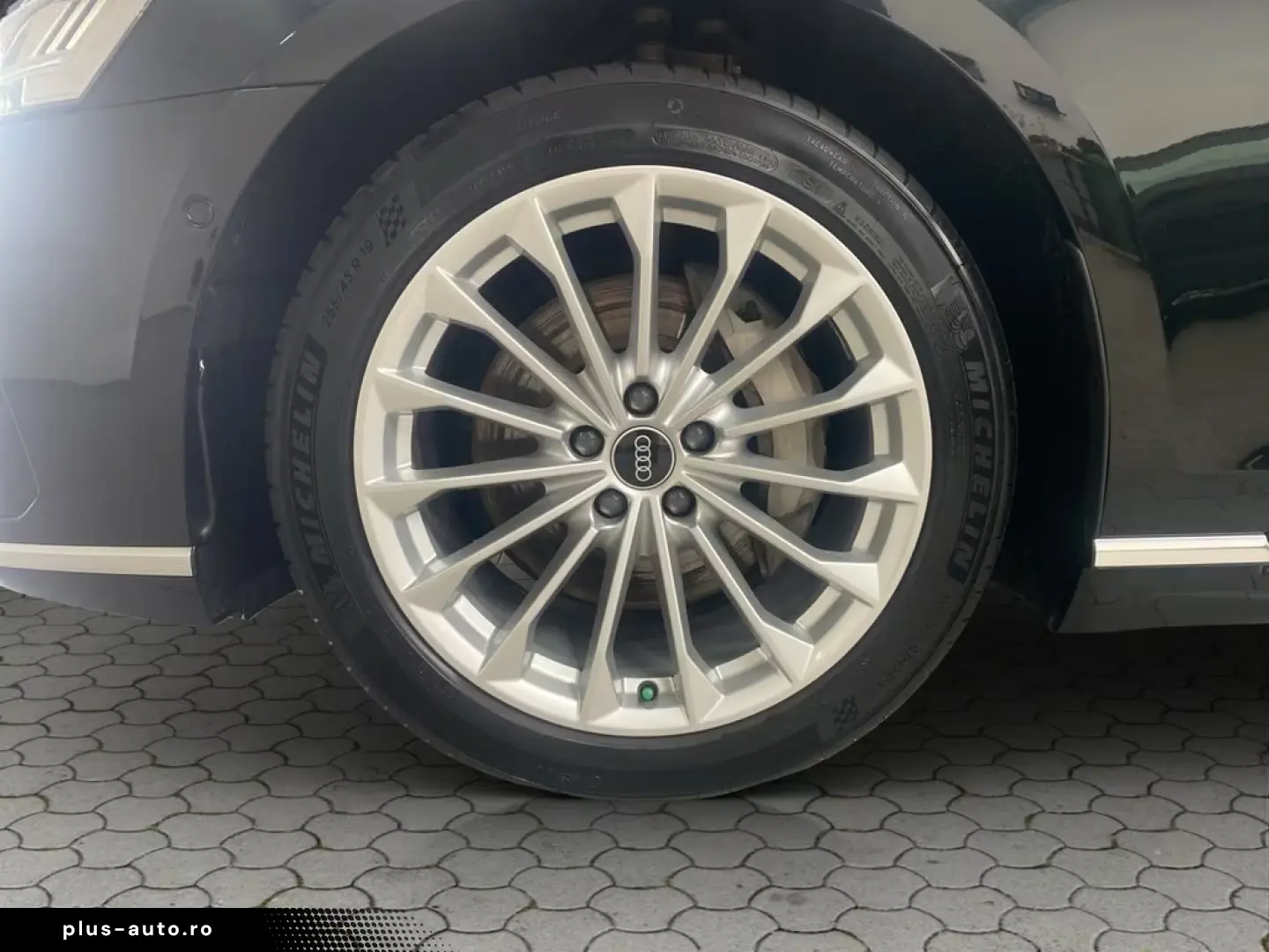 Audi A8 50 TDI quattro tiptronic