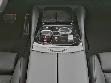 BMW 520i M Sport Lüft ACC PAs 360  ha&ka 4xSHZ el.Si