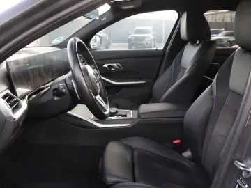 BMW 320 d xDrive Lim. M Sport -Standhzg-ACC-LED-DAB