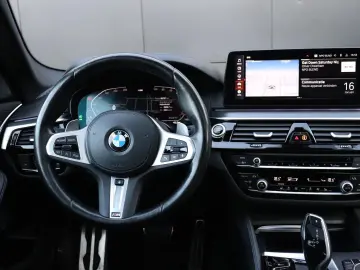 BMW 520 5-serie 520i Business Edition Plus   M-SPORT