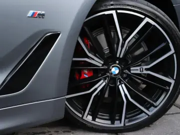 BMW 520 5-serie 520i Business Edition Plus   M-SPORT