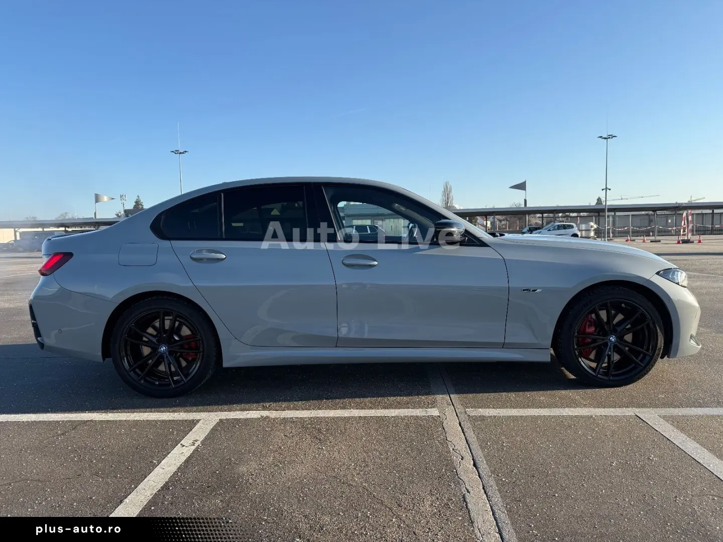 BMW 330e SAG M PAKET CURVED HEAP UP KAMER LASER H&K!