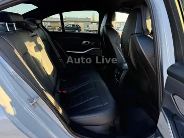 BMW 330e SAG M PAKET CURVED HEAP UP KAMER LASER H&K!