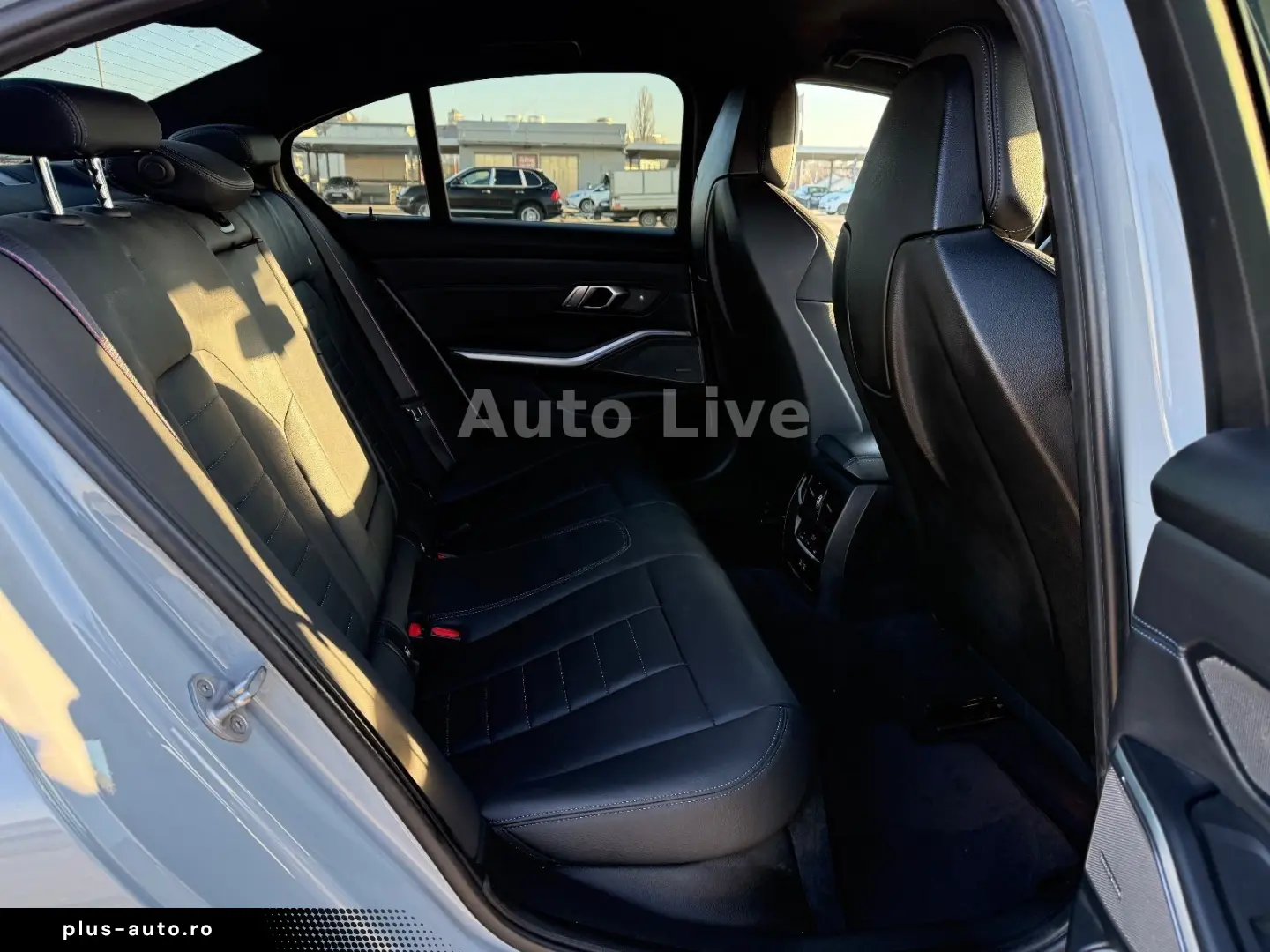 BMW 330e SAG M PAKET CURVED HEAP UP KAMER LASER H&K!