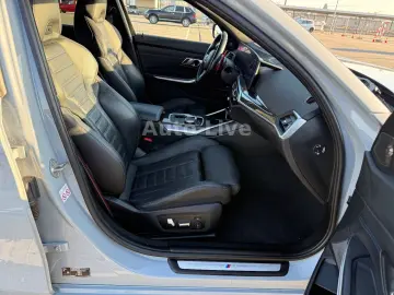 BMW 330e SAG M PAKET CURVED HEAP UP KAMER LASER H&K!