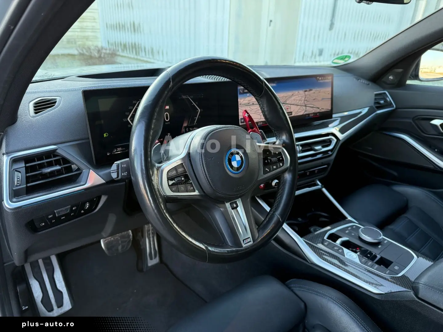 BMW 330e SAG M PAKET CURVED HEAP UP KAMER LASER H&K!