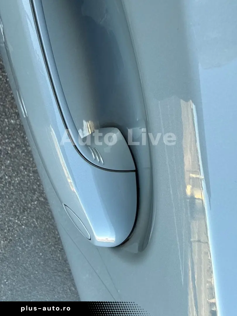 BMW 330e SAG M PAKET CURVED HEAP UP KAMER LASER H&K!