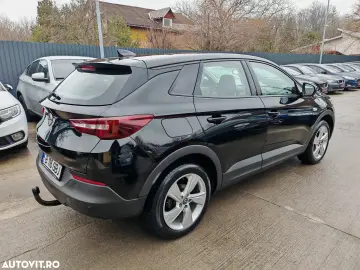 Opel Grandland X 1.5 D Start Stop Automatik Business Edition