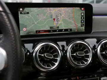 MERCEDES-BENZ CLA 250 e Coupé AMG Night Panorama Sit&hellip;