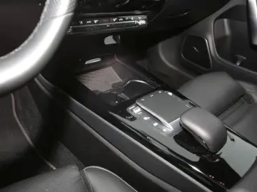 MERCEDES-BENZ CLA 250 e Coupé AMG Night Panorama Sit&hellip;