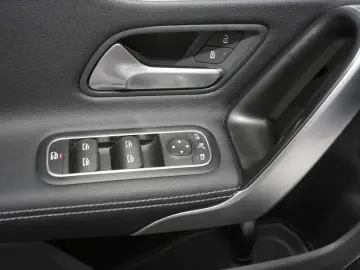 MERCEDES-BENZ CLA 250 e Coupé AMG Night Panorama Sit&hellip;