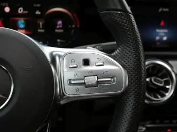 MERCEDES-BENZ CLA 250 e Coupé AMG Night Panorama Sit&hellip;