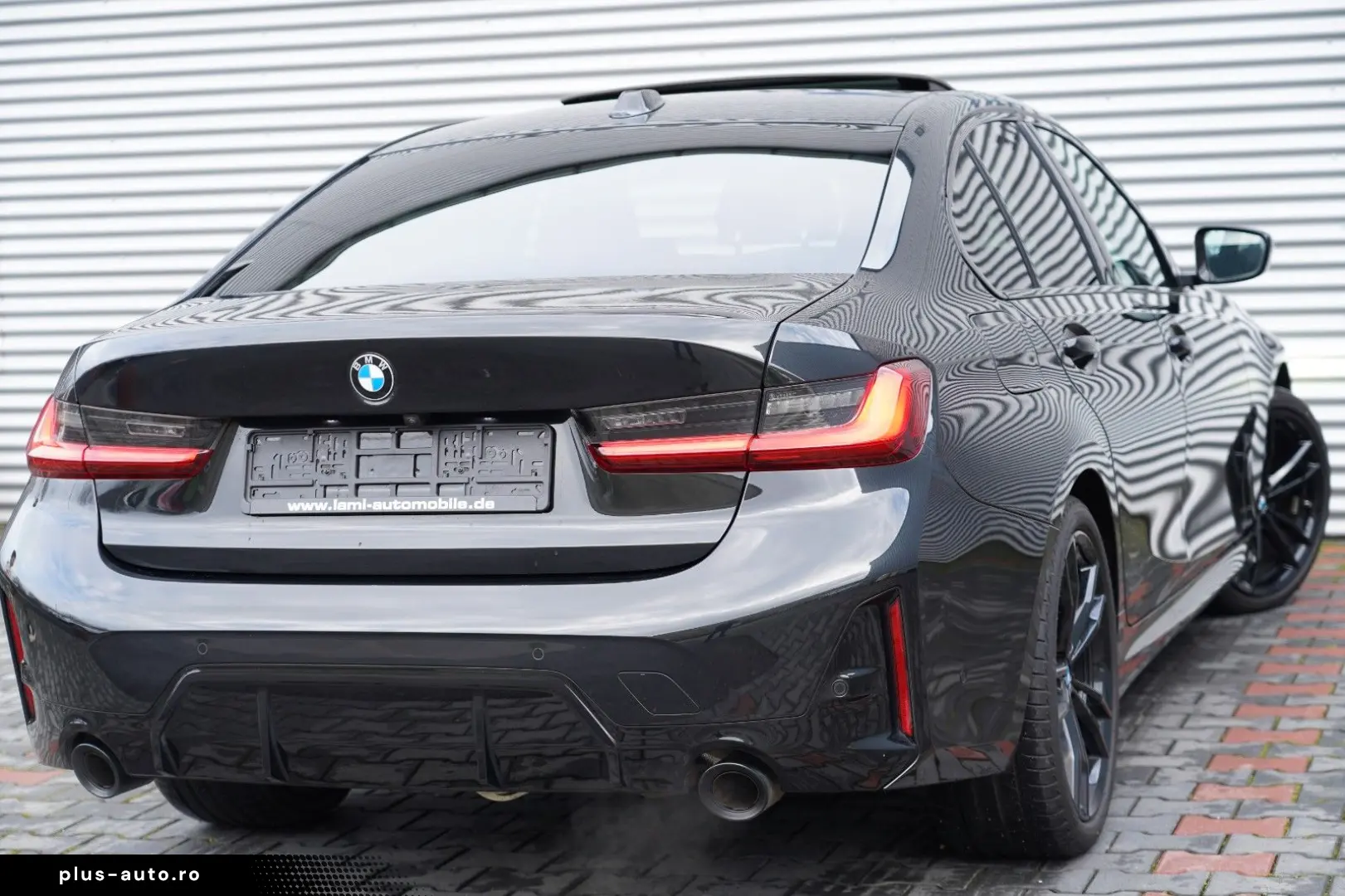 BMW 320d xDrive M Sport SCHIEBEDACH H&K KAM AHK HUD