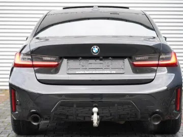 BMW 320d xDrive M Sport SCHIEBEDACH H&K KAM AHK HUD