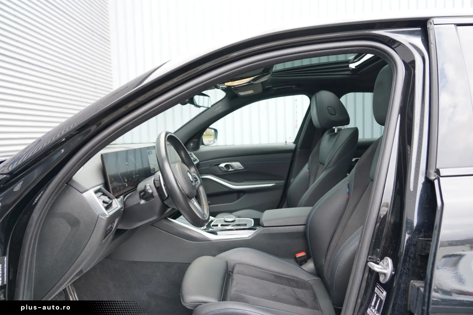 BMW 320d xDrive M Sport SCHIEBEDACH H&K KAM AHK HUD