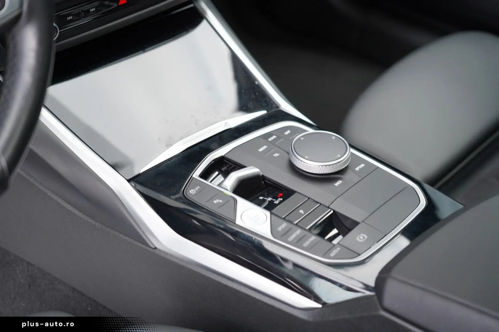 BMW 320d xDrive M Sport SCHIEBEDACH H&K KAM AHK HUD