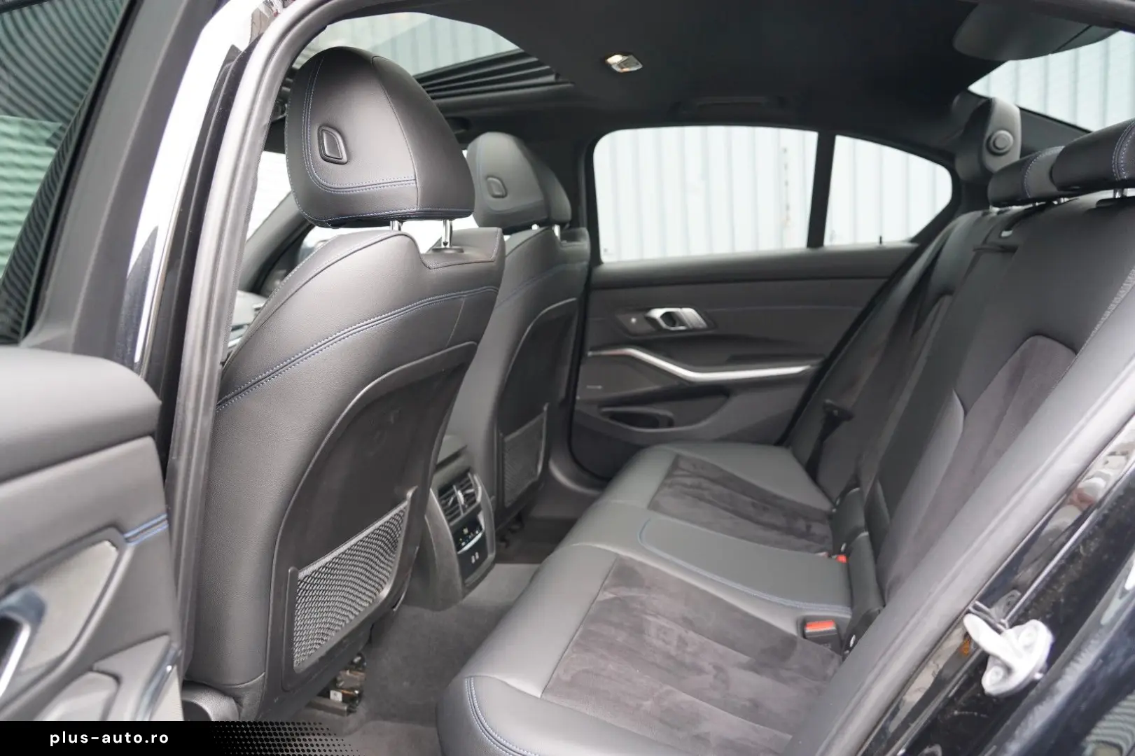 BMW 320d xDrive M Sport SCHIEBEDACH H&K KAM AHK HUD