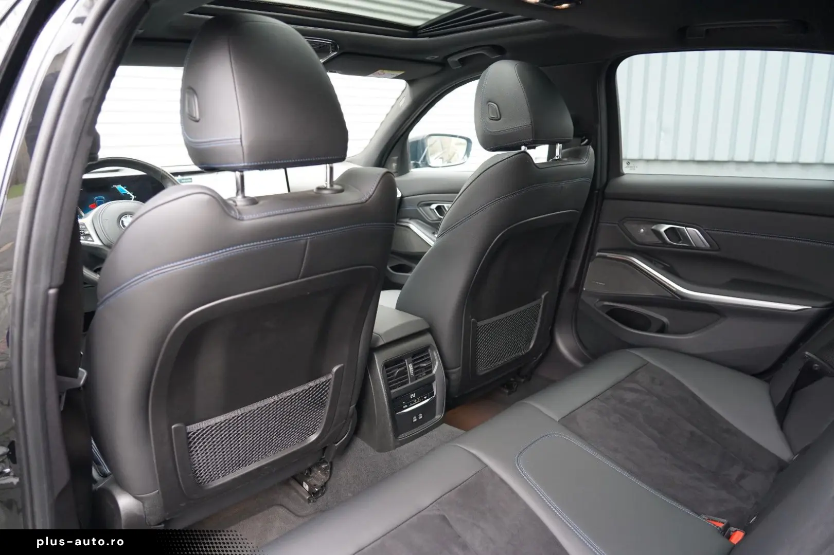 BMW 320d xDrive M Sport SCHIEBEDACH H&K KAM AHK HUD