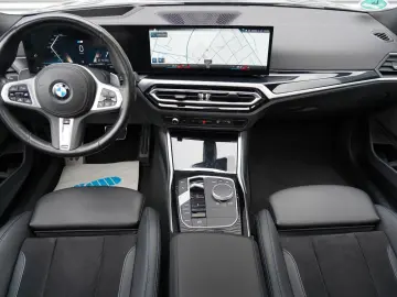 BMW 320d xDrive M Sport SCHIEBEDACH H&K KAM AHK HUD