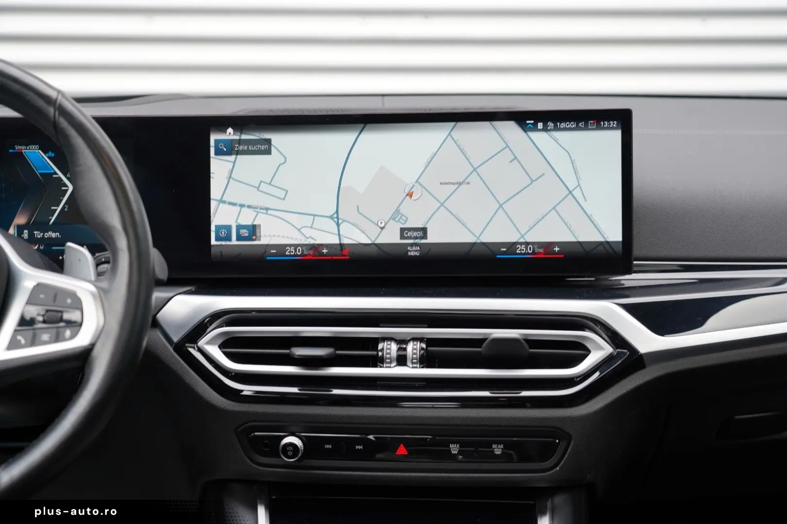 BMW 320d xDrive M Sport SCHIEBEDACH H&K KAM AHK HUD