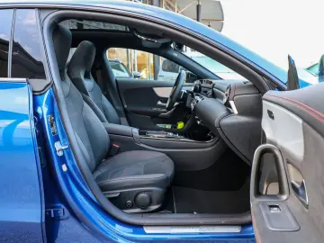 MERCEDES-BENZ CLA 180 Coupé AMG Sport Advanced  Dist&hellip;