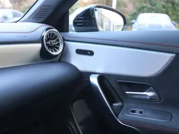 MERCEDES-BENZ CLA 180 Coupé AMG Sport Advanced  Dist&hellip;