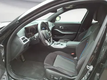 BMW 320d xDrive Automatik Navi Tempom.aktiv AHK HIFI