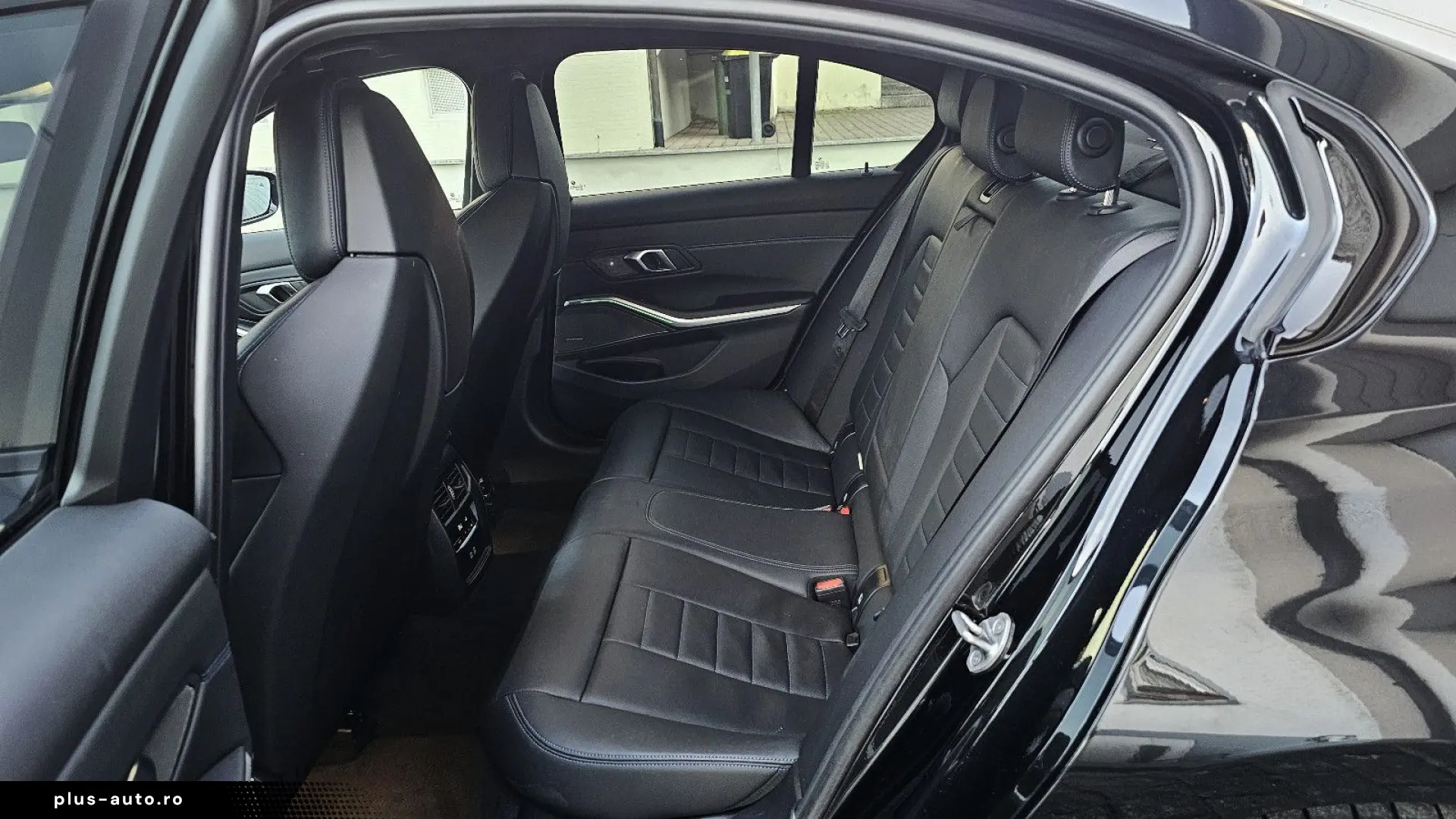 BMW Limousine 320 d xDrive M Sport HUD Sportsitze