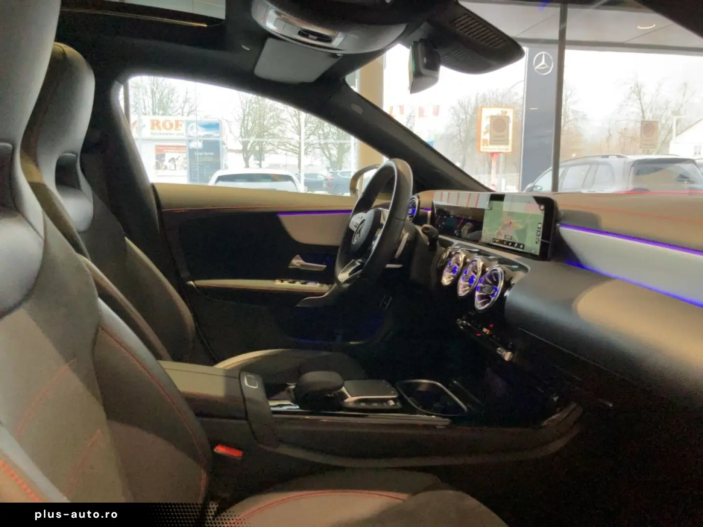 MERCEDES-BENZ CLA 220 d 4M Coupé AMG NIGHT PANO AMBI LED KAM