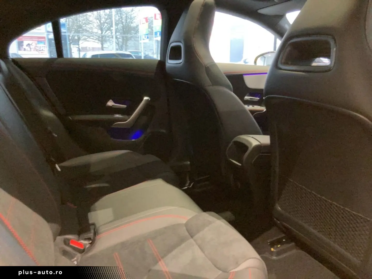 MERCEDES-BENZ CLA 220 d 4M Coupé AMG NIGHT PANO AMBI LED KAM