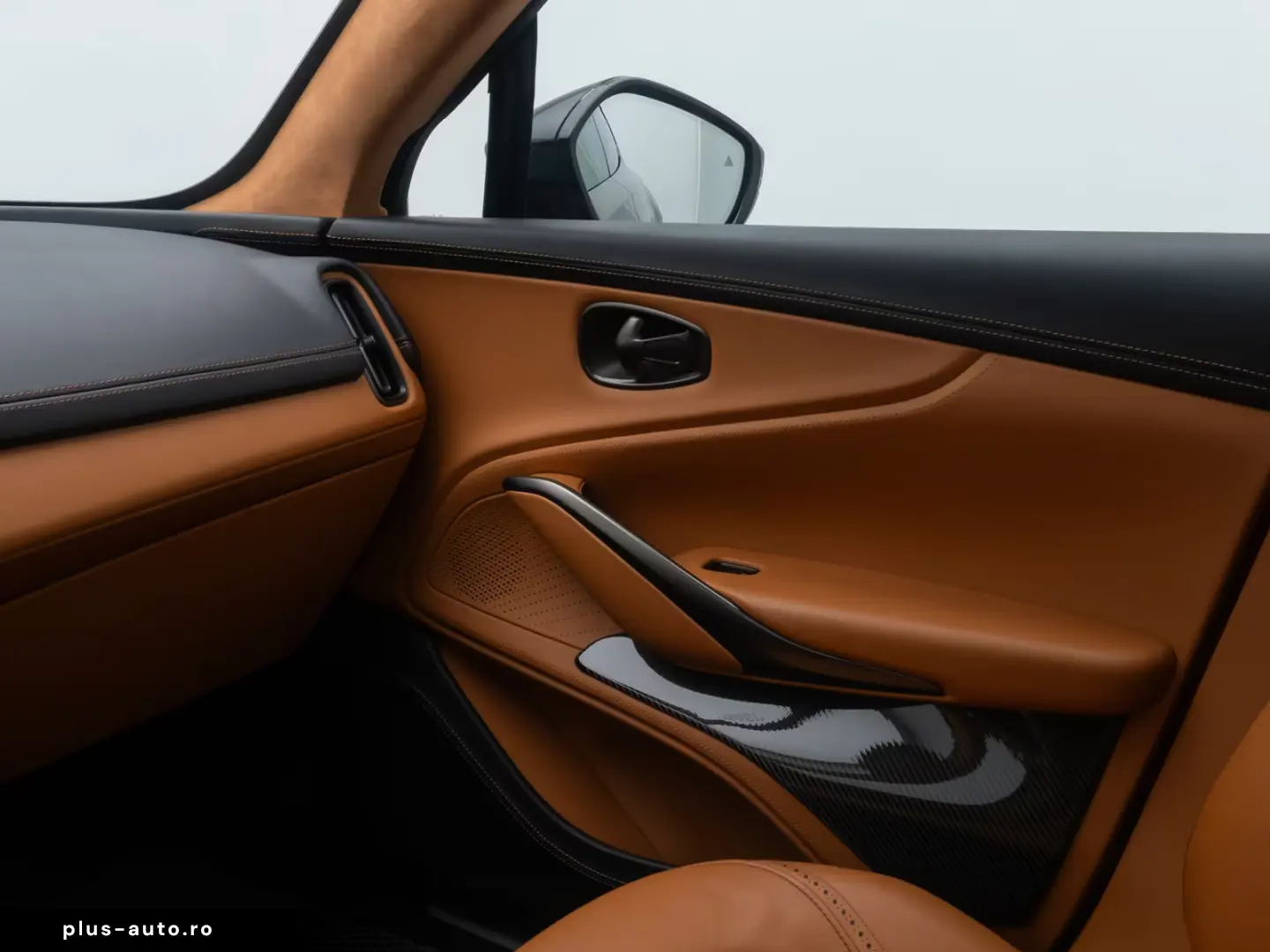 Aston Martin DBX 4.0 V8 ACC 360  Bi-LED Elegance